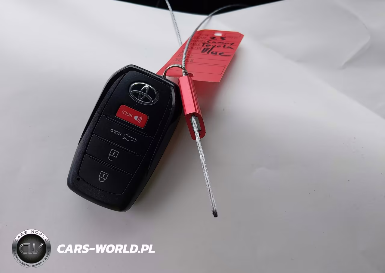 2025 Toyota Camry Le VIN:4T1DAACKXSU112930 - 11