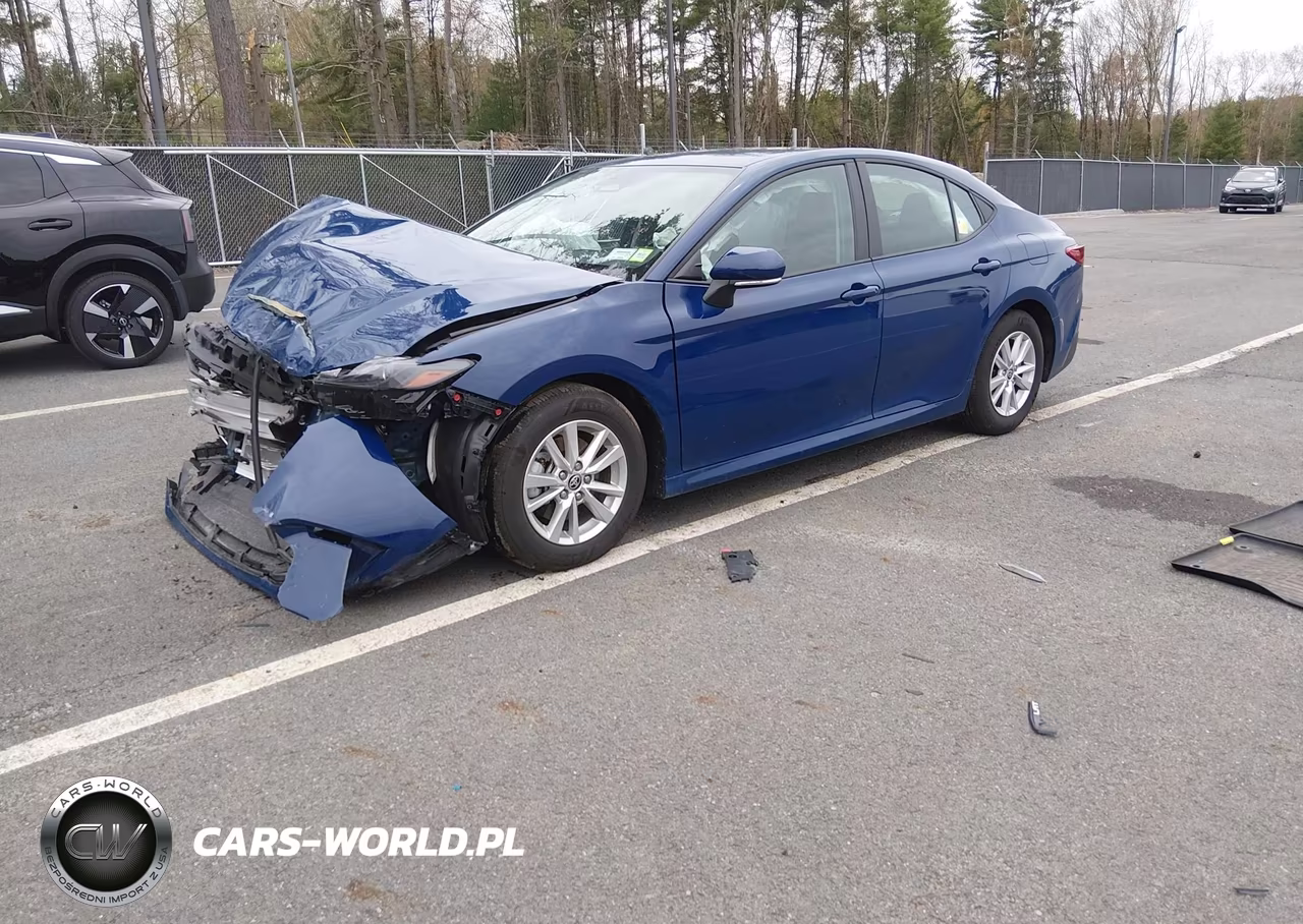 2025 Toyota Camry Le VIN:4T1DAACKXSU112930 - 2