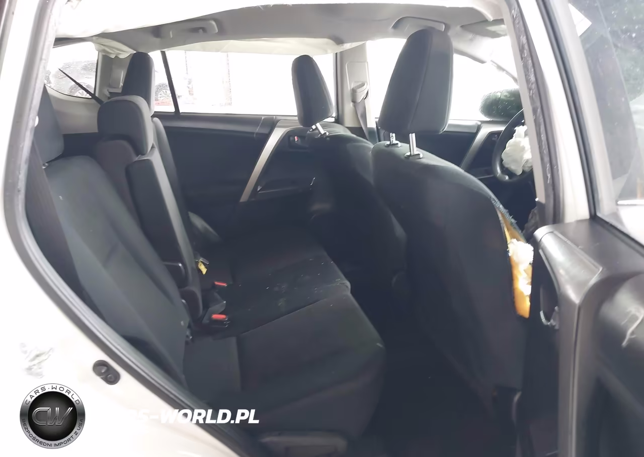 2017 Toyota Rav4 Le VIN:JTMZFREV0HJ702498 - 8