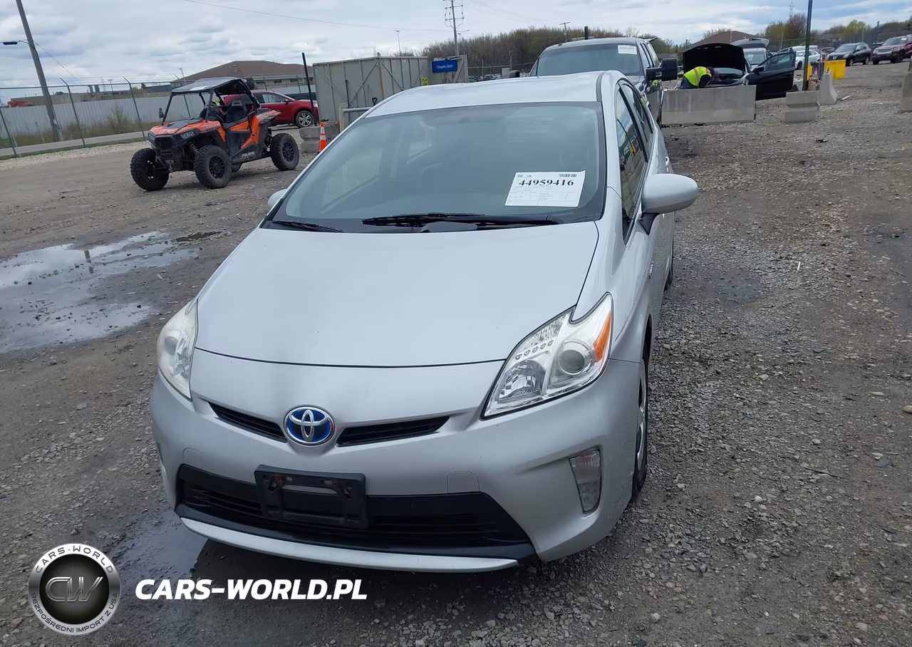 2014 Toyota Prius Two VIN:JTDKN3DU9E1824024 - 12