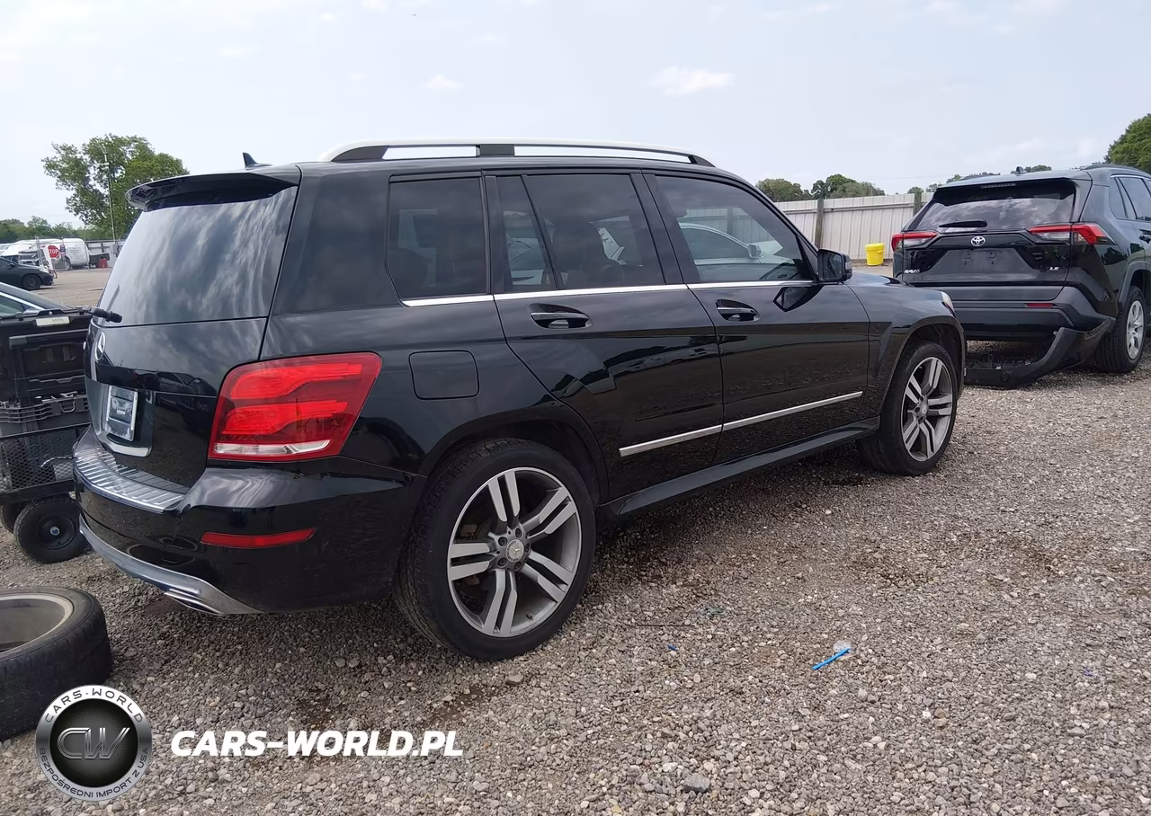 2015 Mercedes-Benz Glk 350 VIN:WDCGG5HB8FG415705 - 4