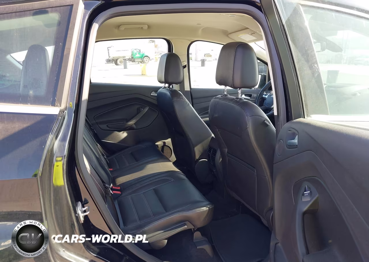 2017 Ford C-Max Energi Titanium VIN:1FADP5FU4HL102194 - 8