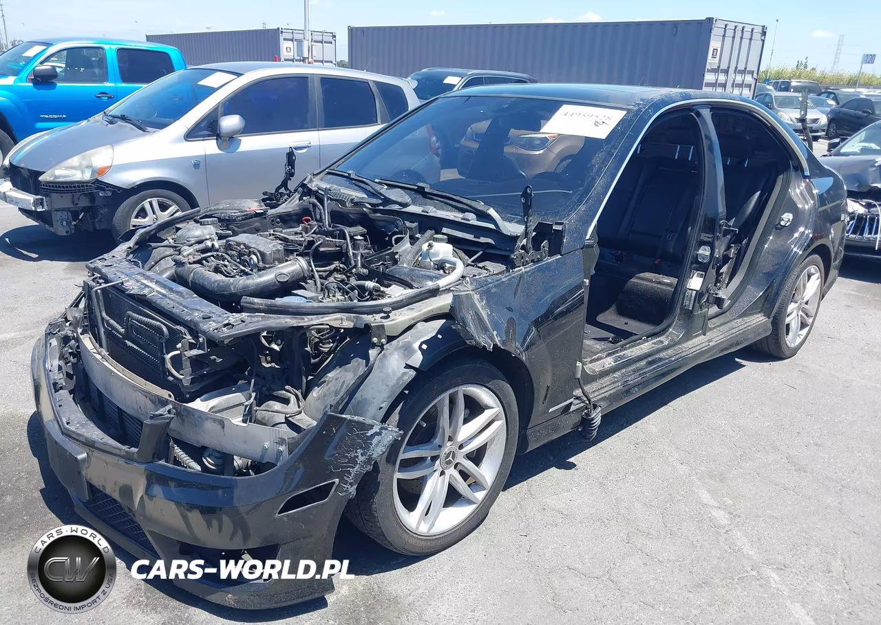 2014 Mercedes-Benz C 250 Sport VIN:WDDGF4HB6EG233847 - 2