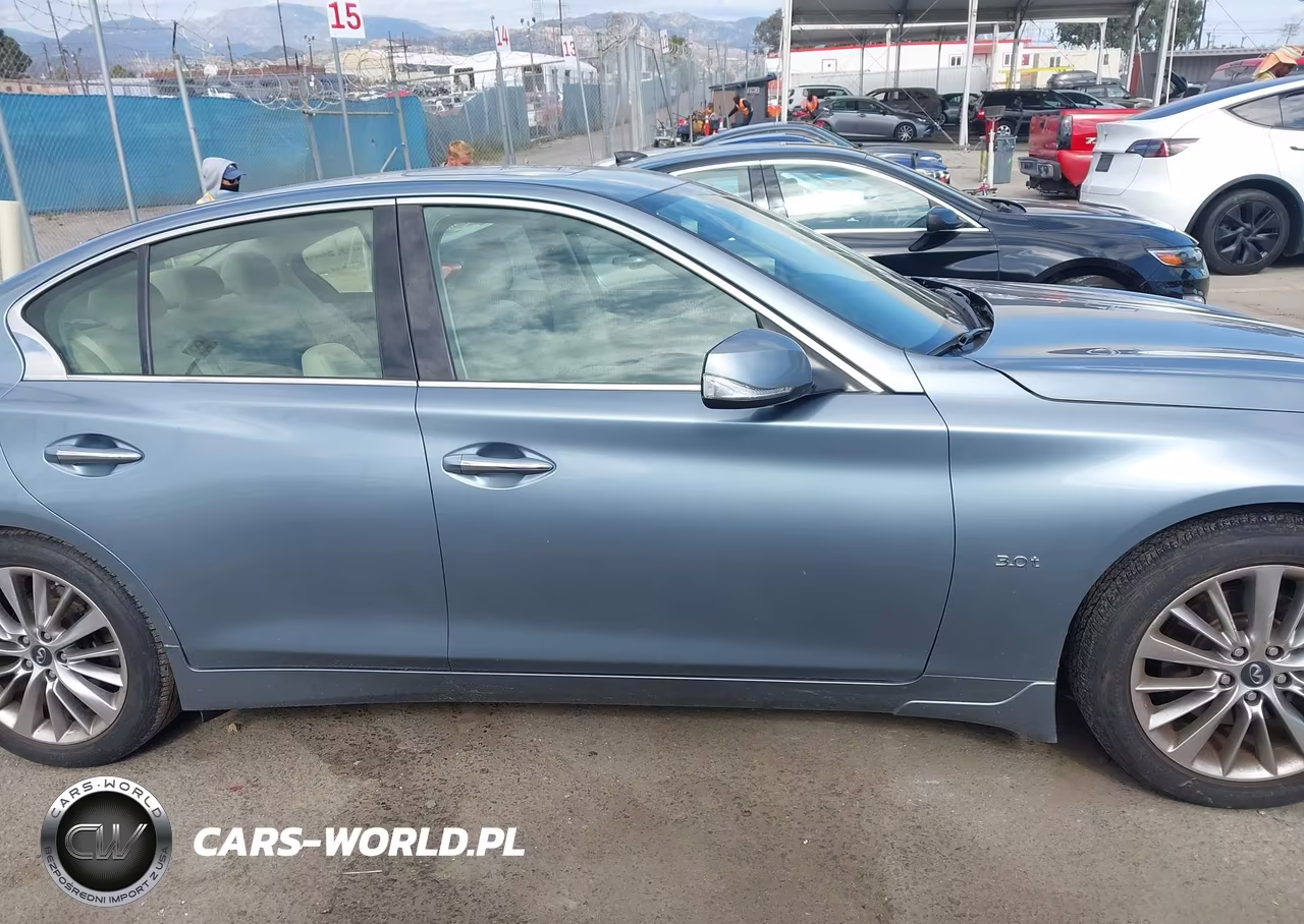 2018 Infiniti Q50 3.0T Luxe VIN:JN1EV7AP4JM362454 - 13