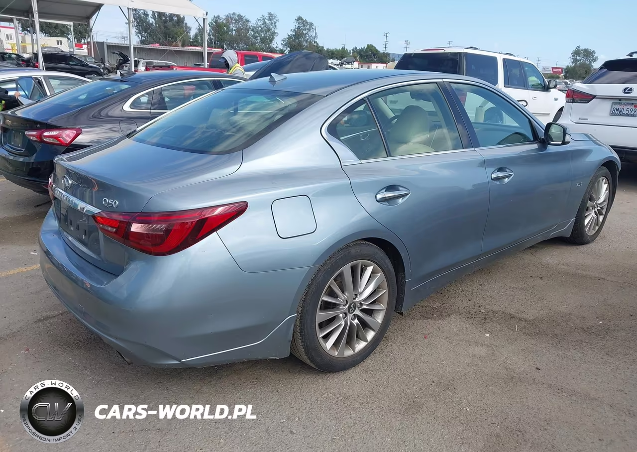 2018 Infiniti Q50 3.0T Luxe VIN:JN1EV7AP4JM362454 - 4