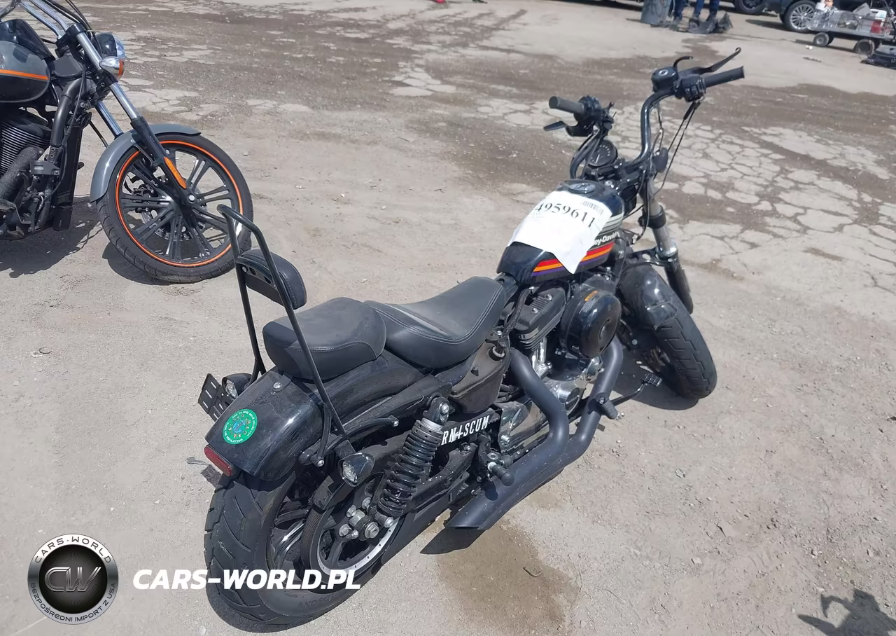 2019 Harley-Davidson Xl1200 Xs VIN:1HD1LR331KC410439 - 4