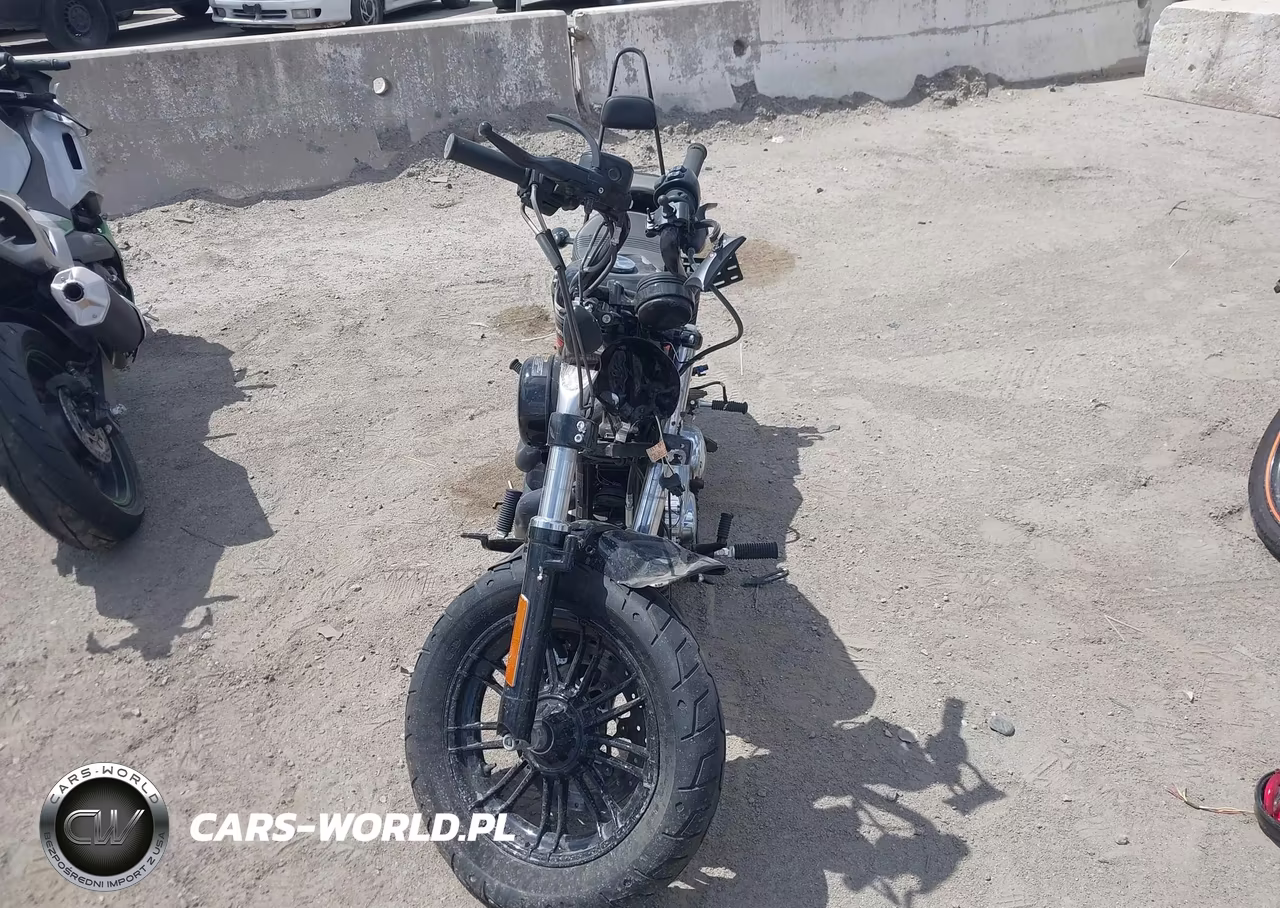 2019 Harley-Davidson Xl1200 Xs VIN:1HD1LR331KC410439 - 5