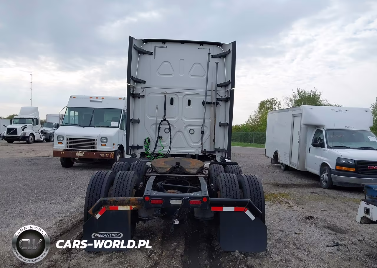 2019 Freightliner New Cascadia 126 VIN:3AKJHHDR5KSKH6057 - 18