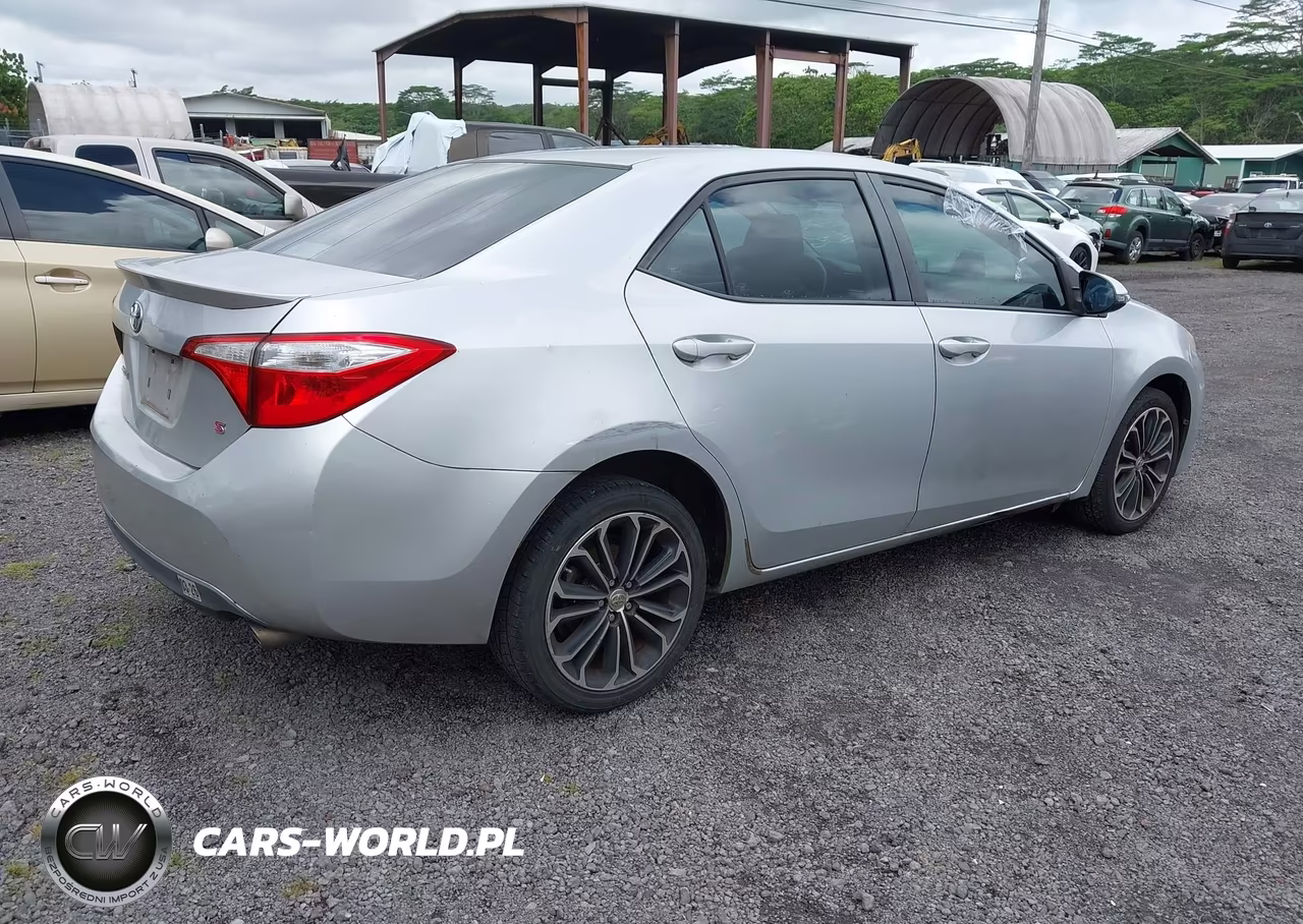 2015 Toyota Corolla S-S Plus-S Premium VIN:5YFBURHEXFP290019 - 4
