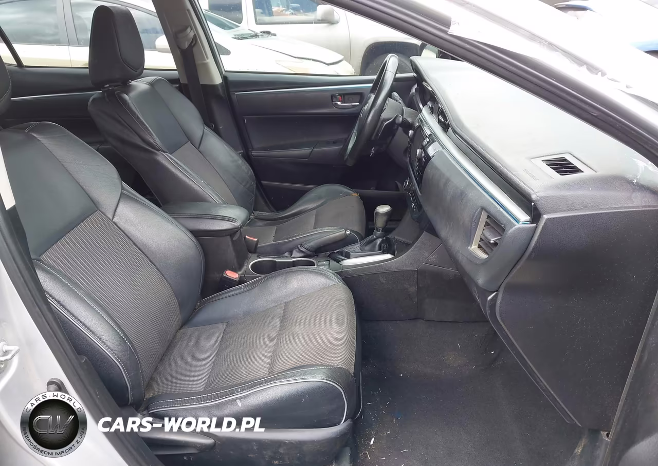 2015 Toyota Corolla S-S Plus-S Premium VIN:5YFBURHEXFP290019 - 5