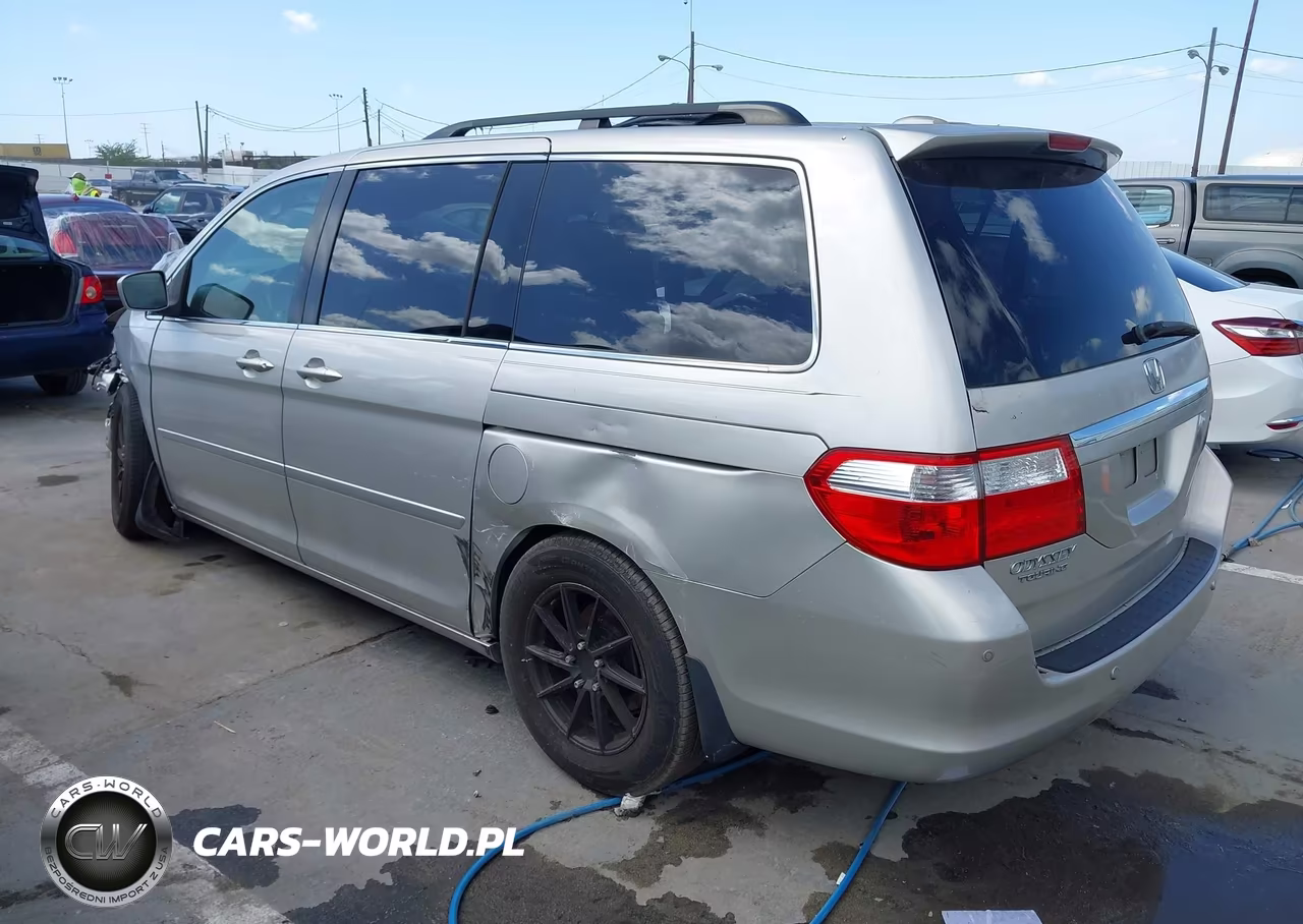 2006 Honda Odyssey Touring VIN:5FNRL38866B000041 - 3