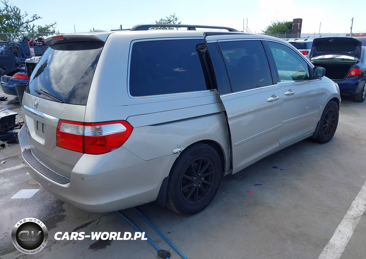 2006 Honda Odyssey Touring VIN:5FNRL38866B000041 - 4