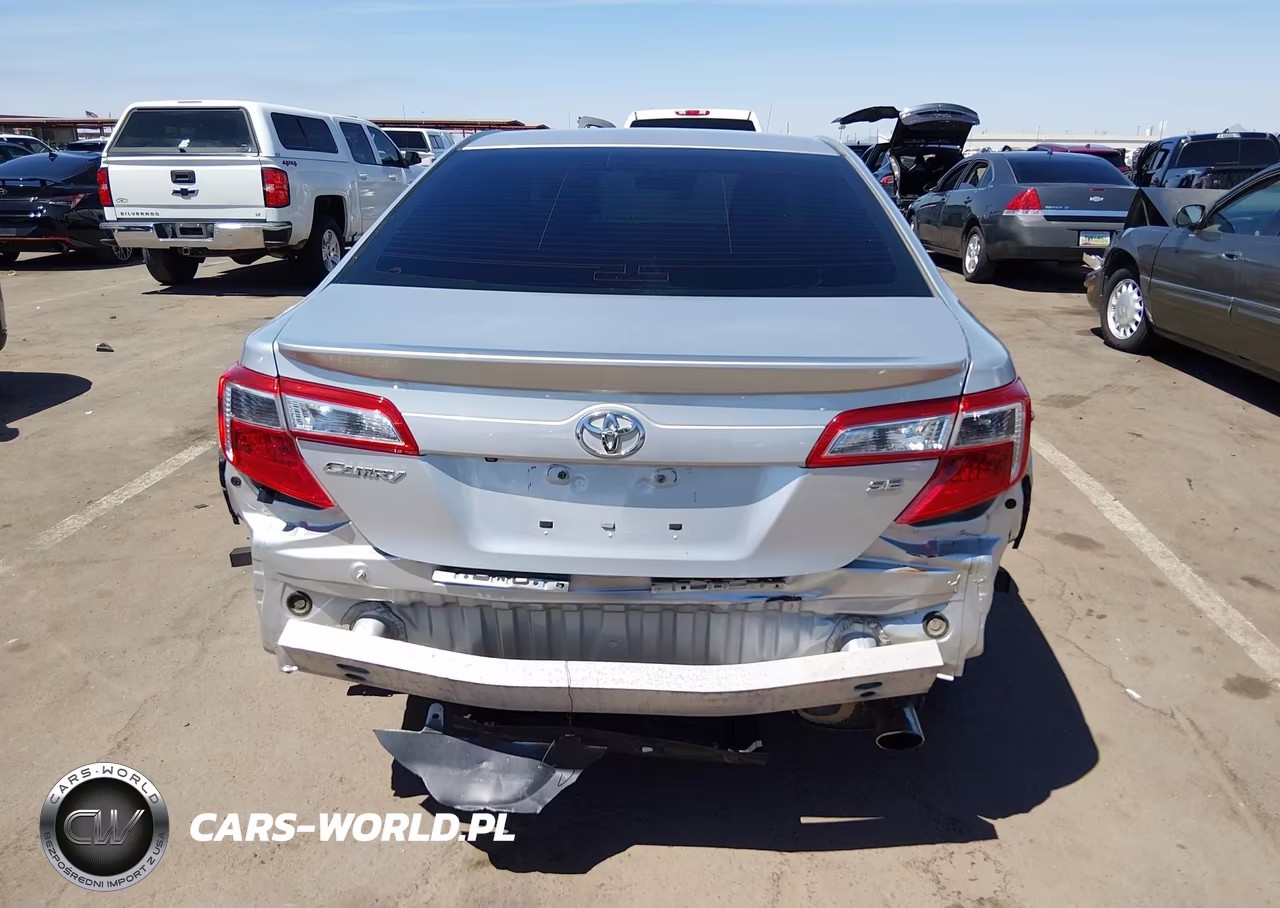 2014 Toyota Camry Se VIN:4T1BF1FK0EU449292 - 16