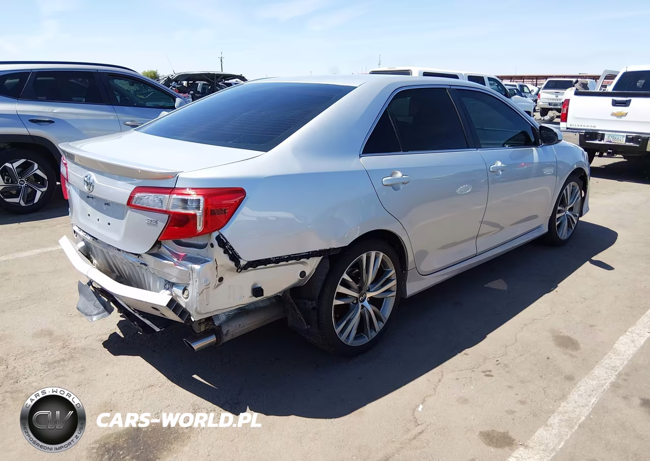 2014 Toyota Camry Se VIN:4T1BF1FK0EU449292 - 4