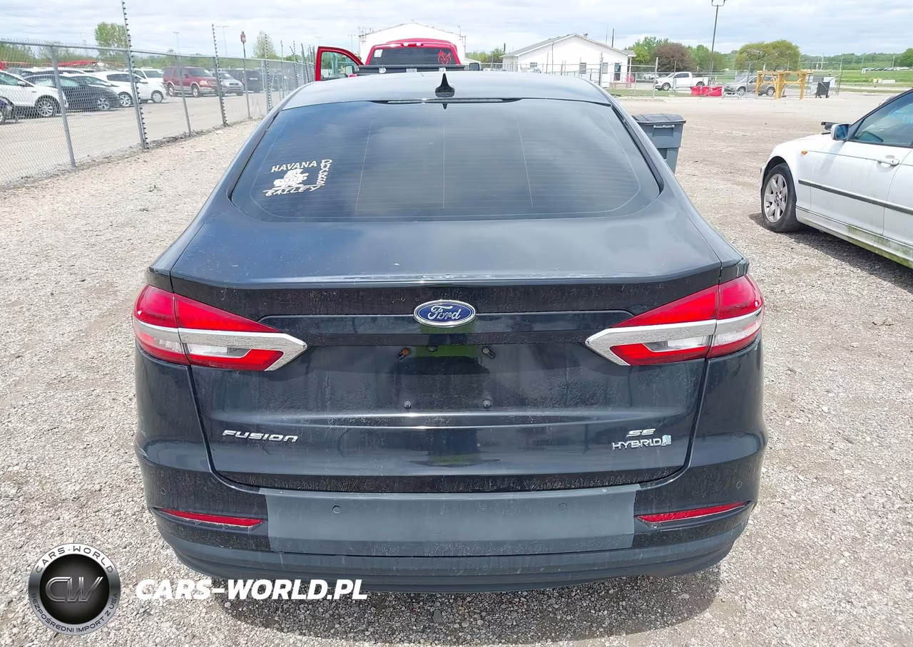 2019 Ford Fusion Hybrid Se VIN:3FA6P0LU7KR151849 - 16