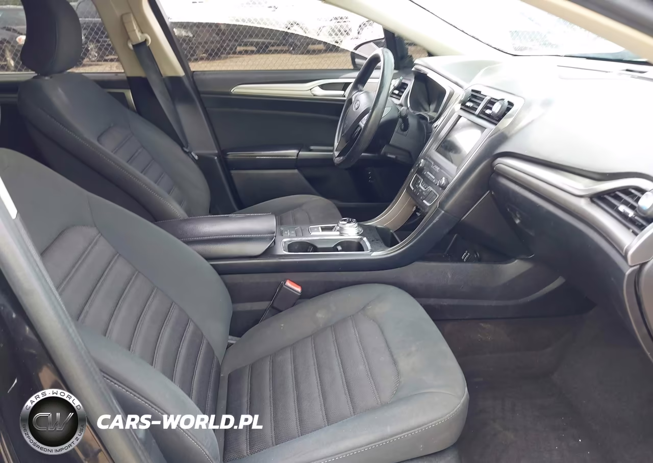 2019 Ford Fusion Hybrid Se VIN:3FA6P0LU7KR151849 - 5