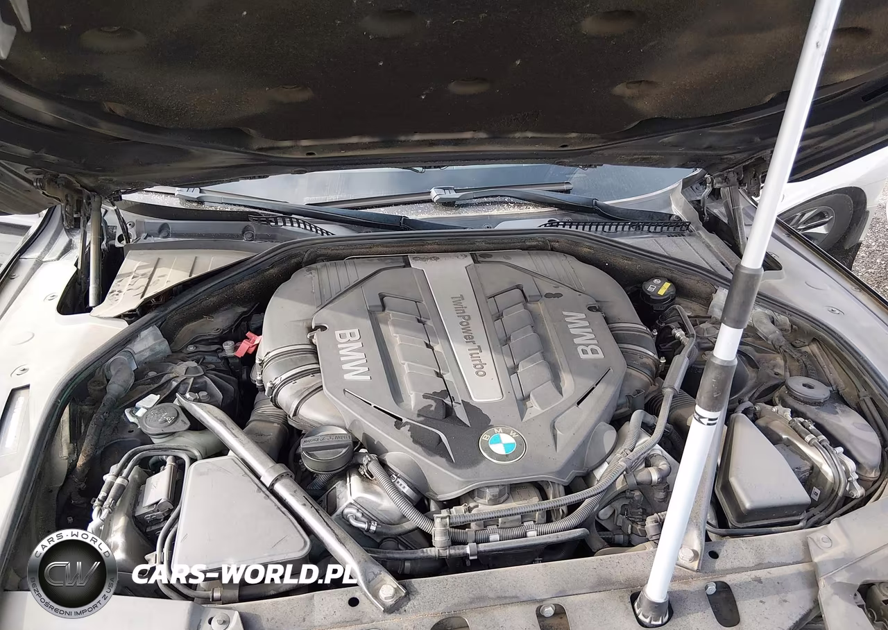 2015 BMW 750Li xDrive VIN:WBAYF8C57FD654550 - 10