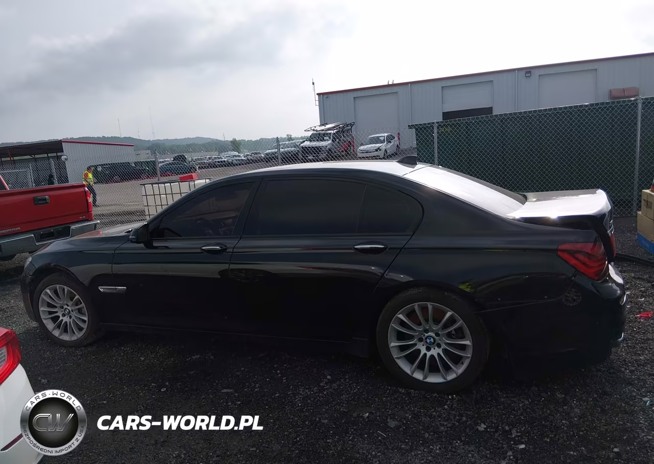 2015 BMW 750Li xDrive VIN:WBAYF8C57FD654550 - 15