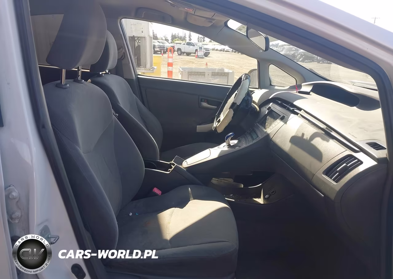 2010 Toyota Prius Iii VIN:JTDKN3DU6A0124462 - 5