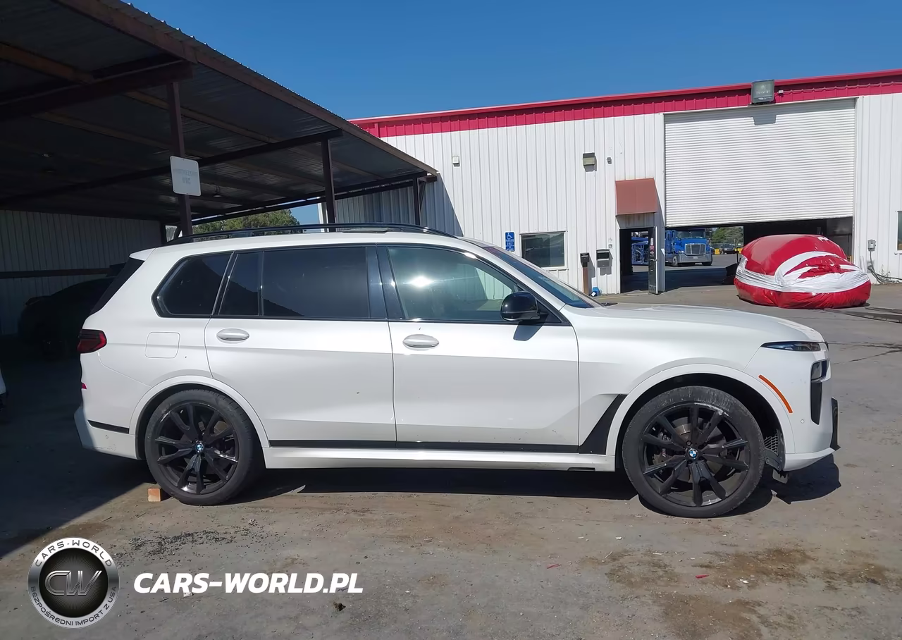 2023 BMW X7 M60I VIN:5UX33EM01P9R52117 - 14