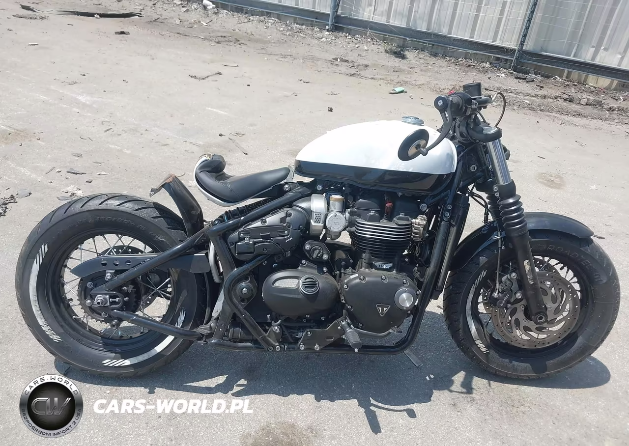 2025 Triumph Motorcycle Bonneville Bobber VIN:SMTD53HL1STCG1352 - 11