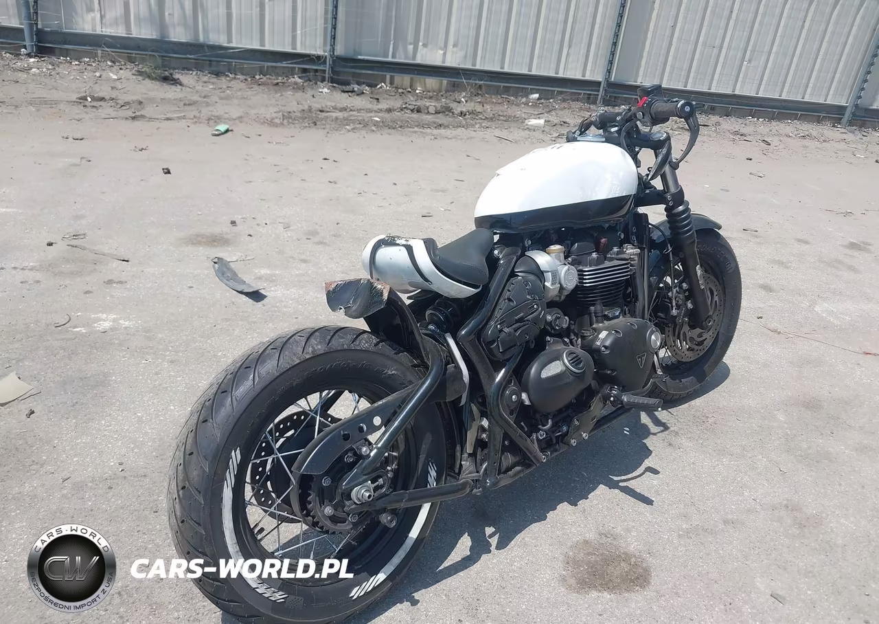 2025 Triumph Motorcycle Bonneville Bobber VIN:SMTD53HL1STCG1352 - 4
