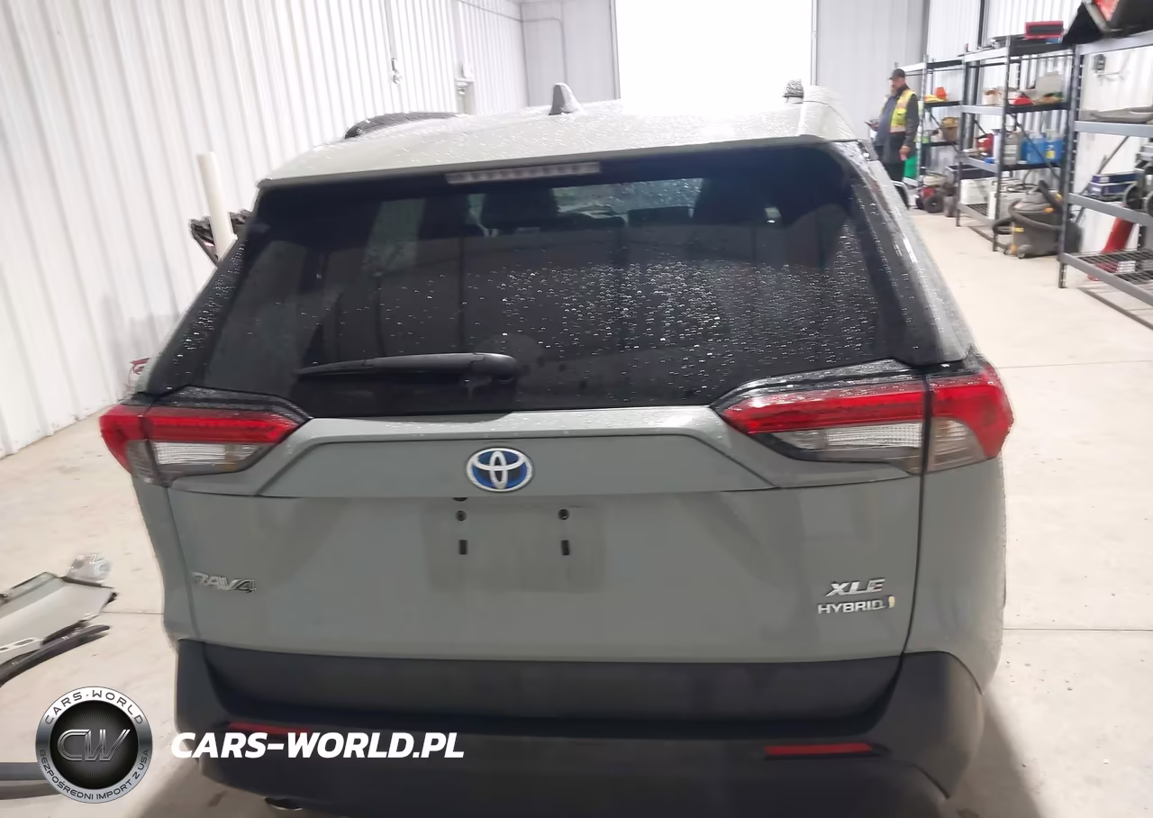 2021 Toyota Rav4 Hybrid Xle VIN:4T3RWRFV6MU048262 - 17