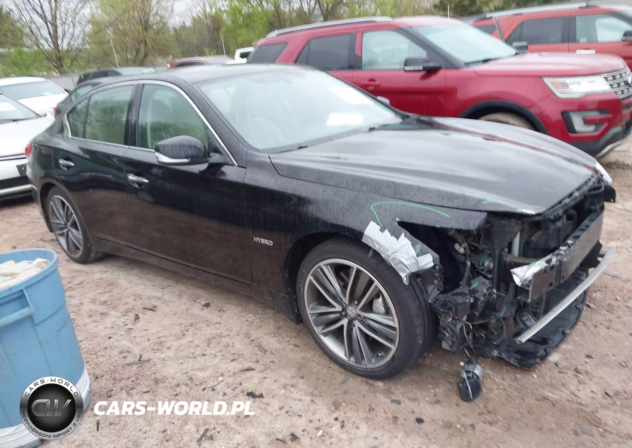 2014 Infiniti Q50 Hybrid Sport