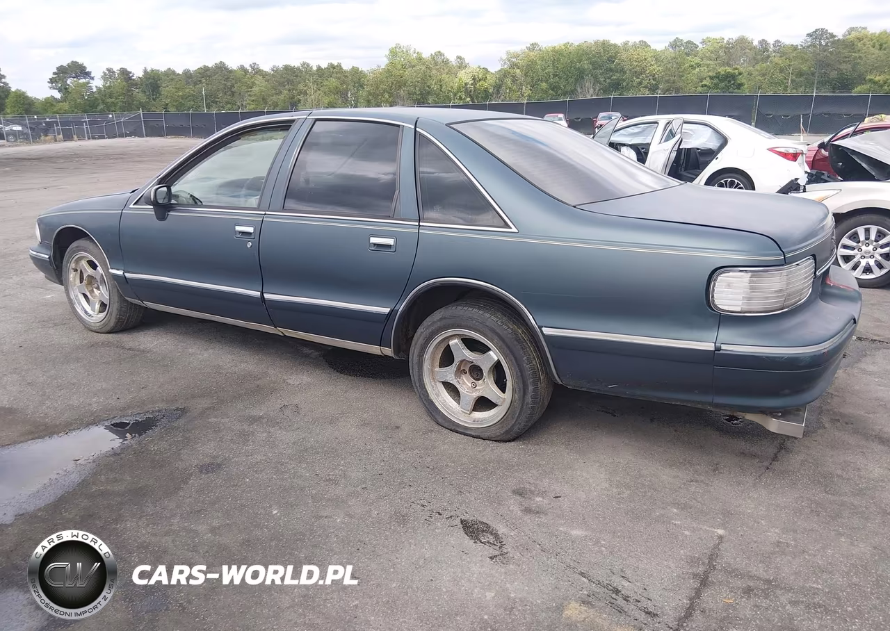 1994 Chevrolet Caprice Classic Ls VIN:1G1BN52WXRR130930 - 3