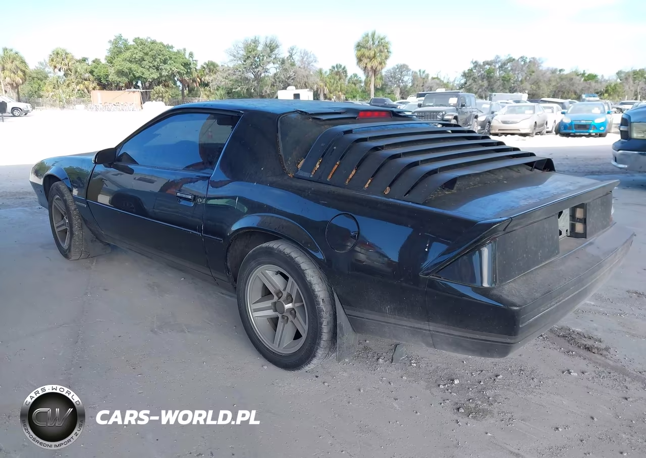 1986 Chevrolet Camaro VIN:1G1FP87S8GL113529 - 3