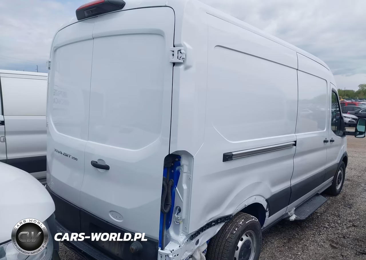 2023 Ford Transit-250 VIN:1FTBR1C83PKB05720 - 4