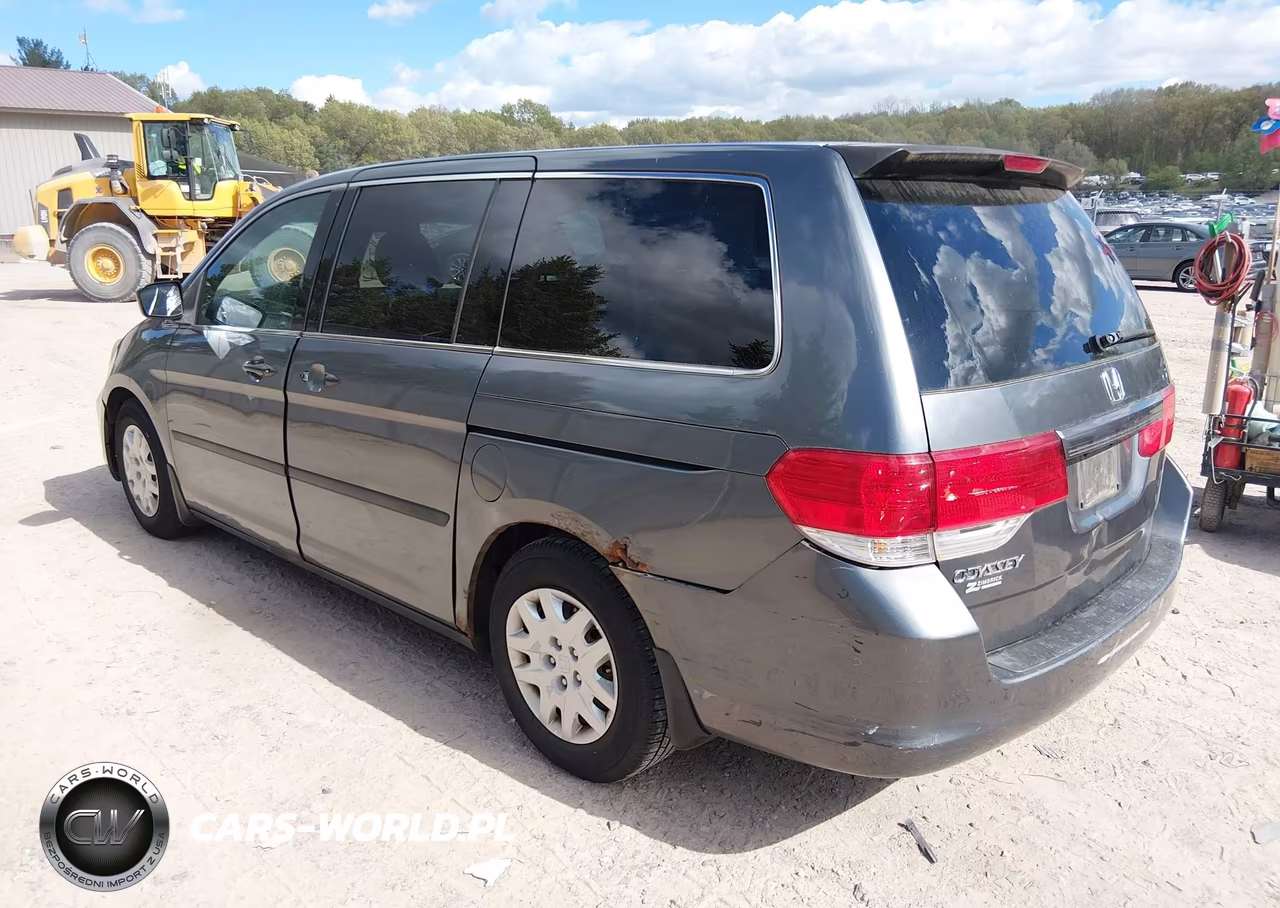 2010 Honda Odyssey Lx VIN:5FNRL3H20AB026722 - 3