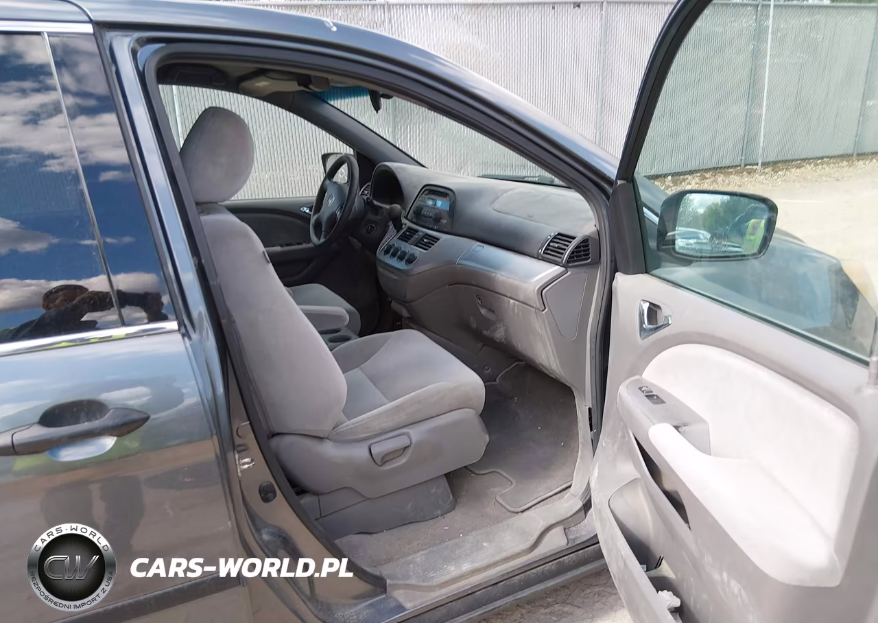 2010 Honda Odyssey Lx VIN:5FNRL3H20AB026722 - 5