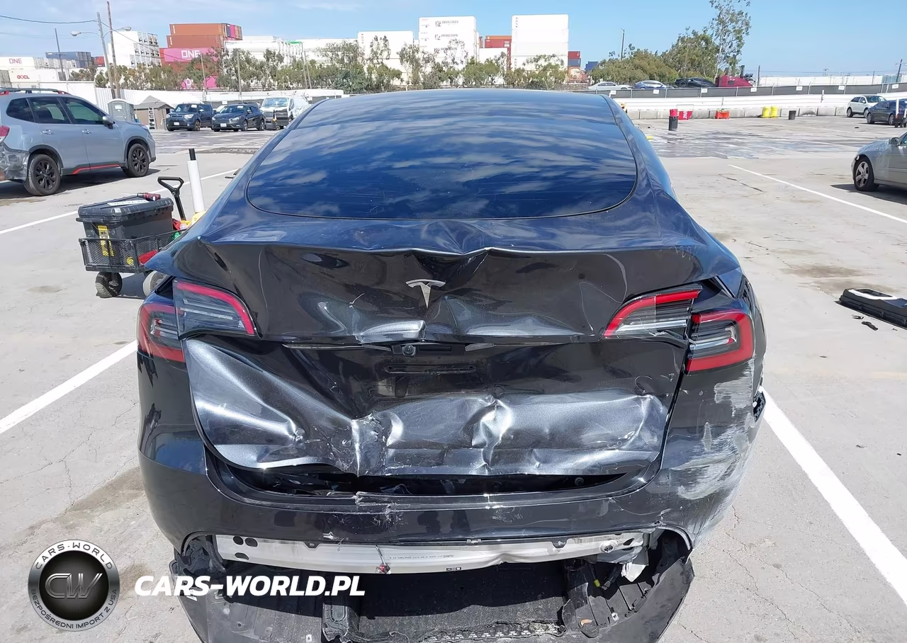 2024 Tesla Model Y Long Range Single Motor Rear-Wheel Drive-Rwd VIN:7SAYGDED8RF209344 - 16