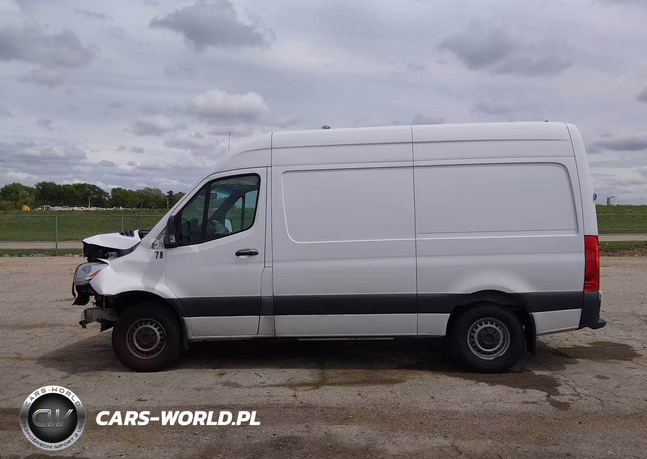 2020 Mercedes-Benz Sprinter 2500 Standard Roof V6 VIN:W1W4EBHY6LT021578 - 14