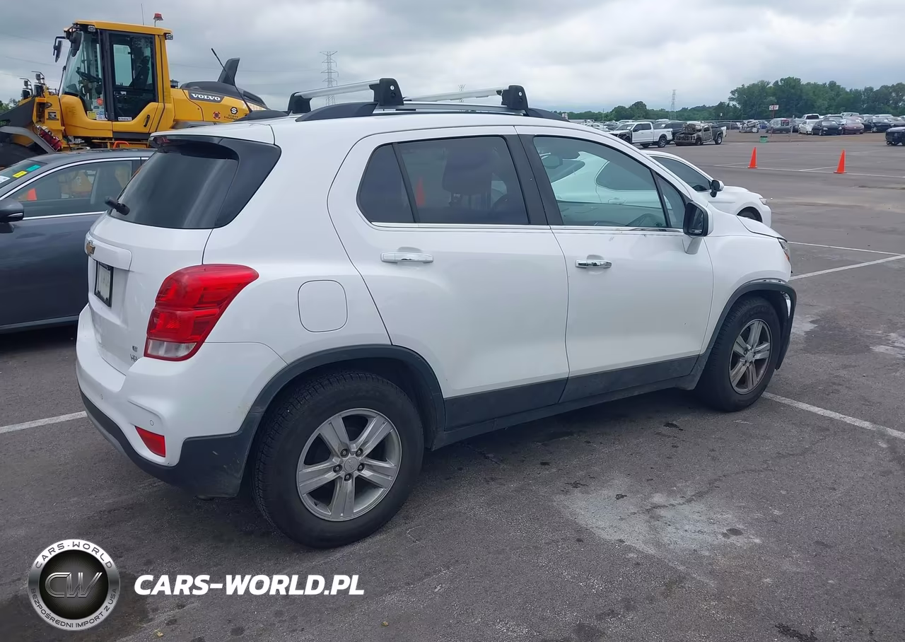 2019 Chevrolet Trax Lt VIN:3GNCJLSB1KL263928 - 4