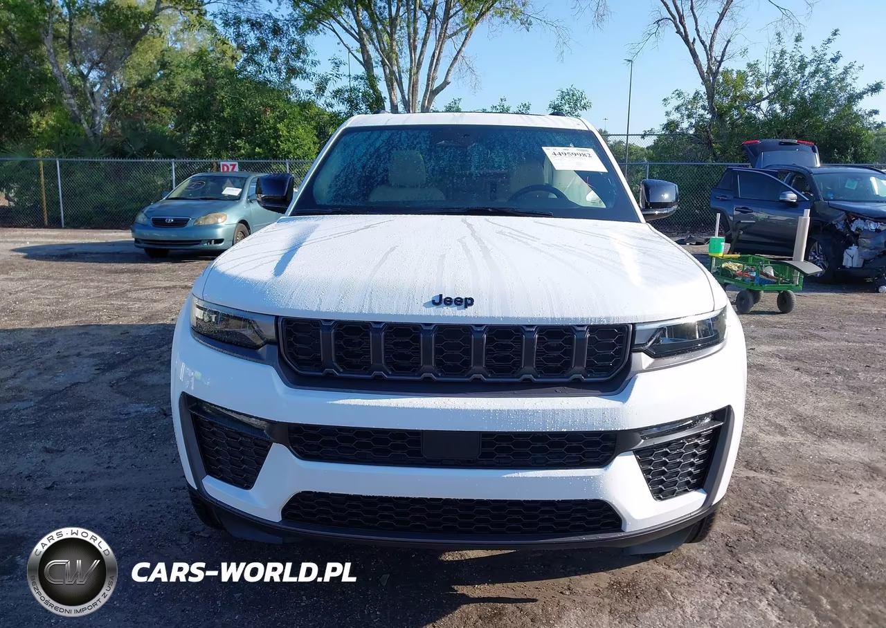 2026 Jeep Grand Cherokee Limited 4X2 VIN:1C4RJGBR5TC208693 - 12