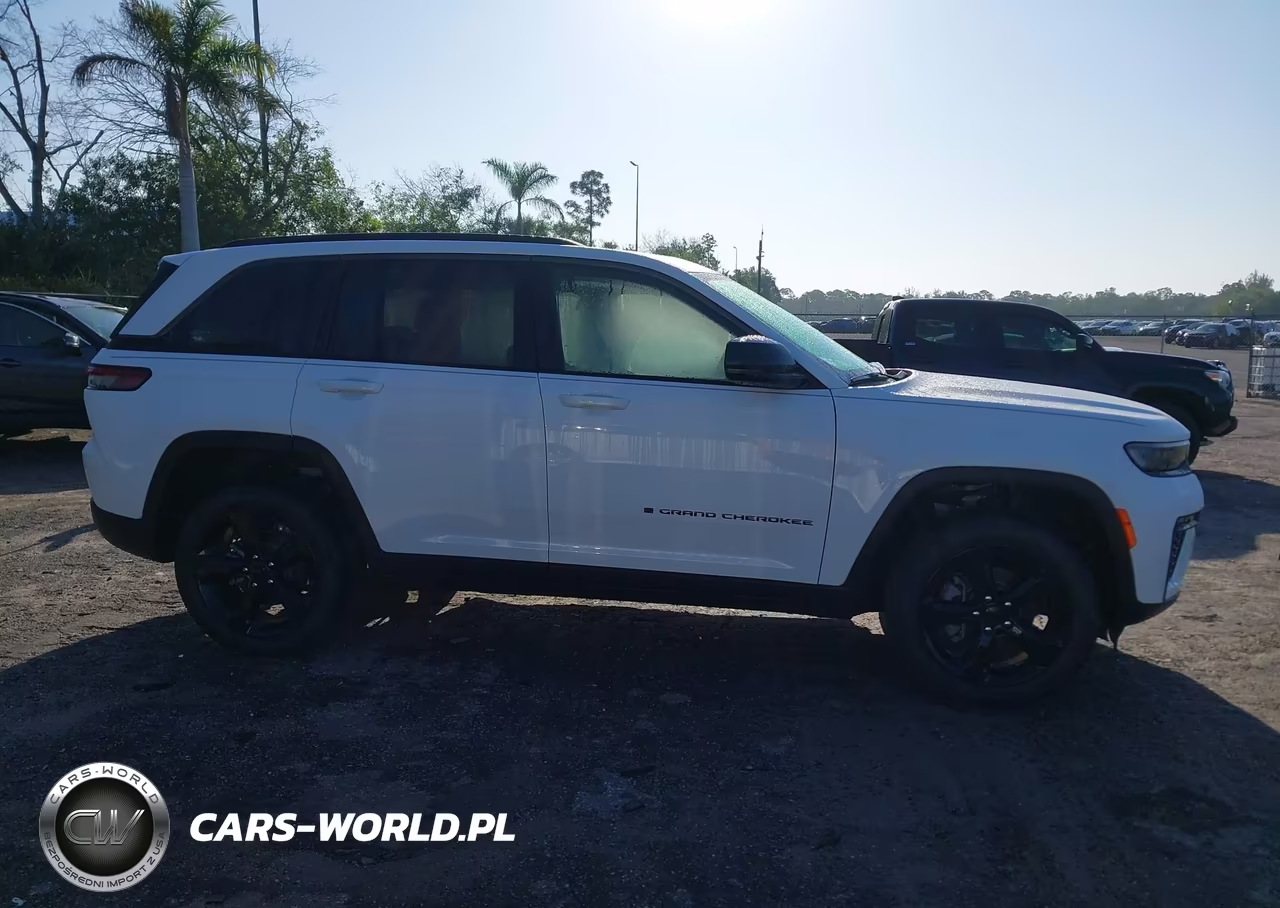 2026 Jeep Grand Cherokee Limited 4X2 VIN:1C4RJGBR5TC208693 - 13