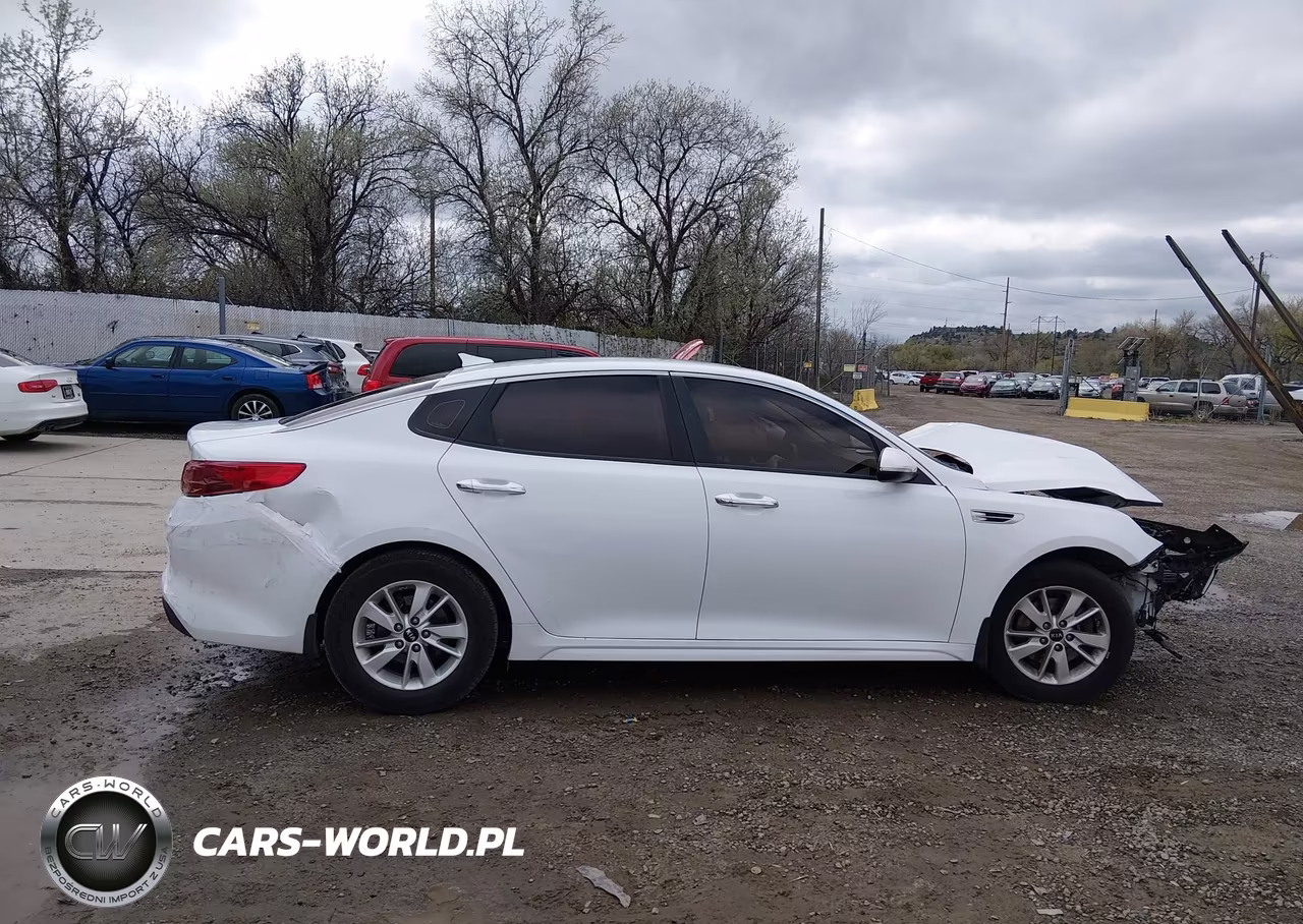 2017 Kia Optima Lx VIN:5XXGT4L35HG152952 - 13