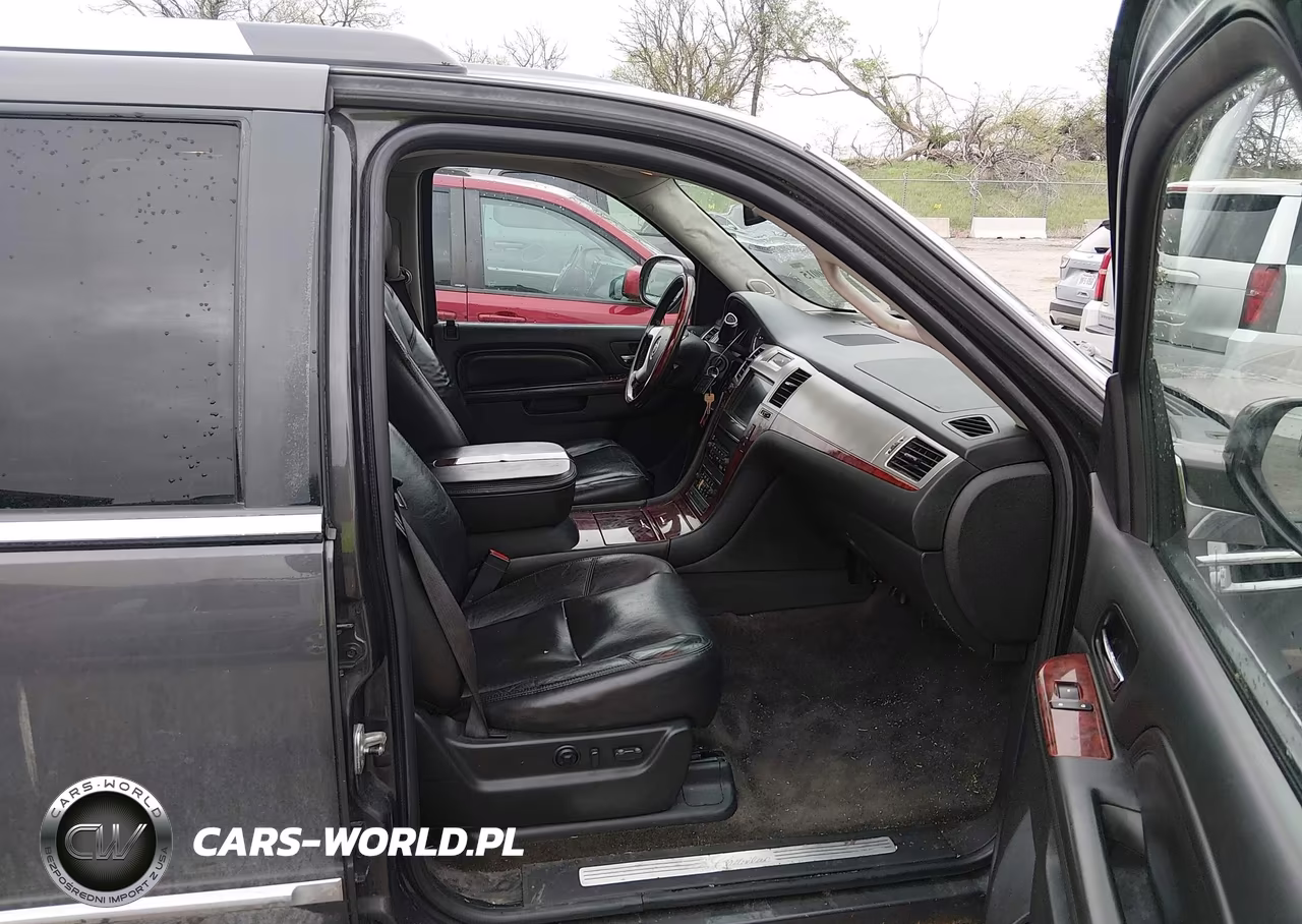 2011 Cadillac Escalade Esv Luxury VIN:1GYS4HEF1BR245245 - 5