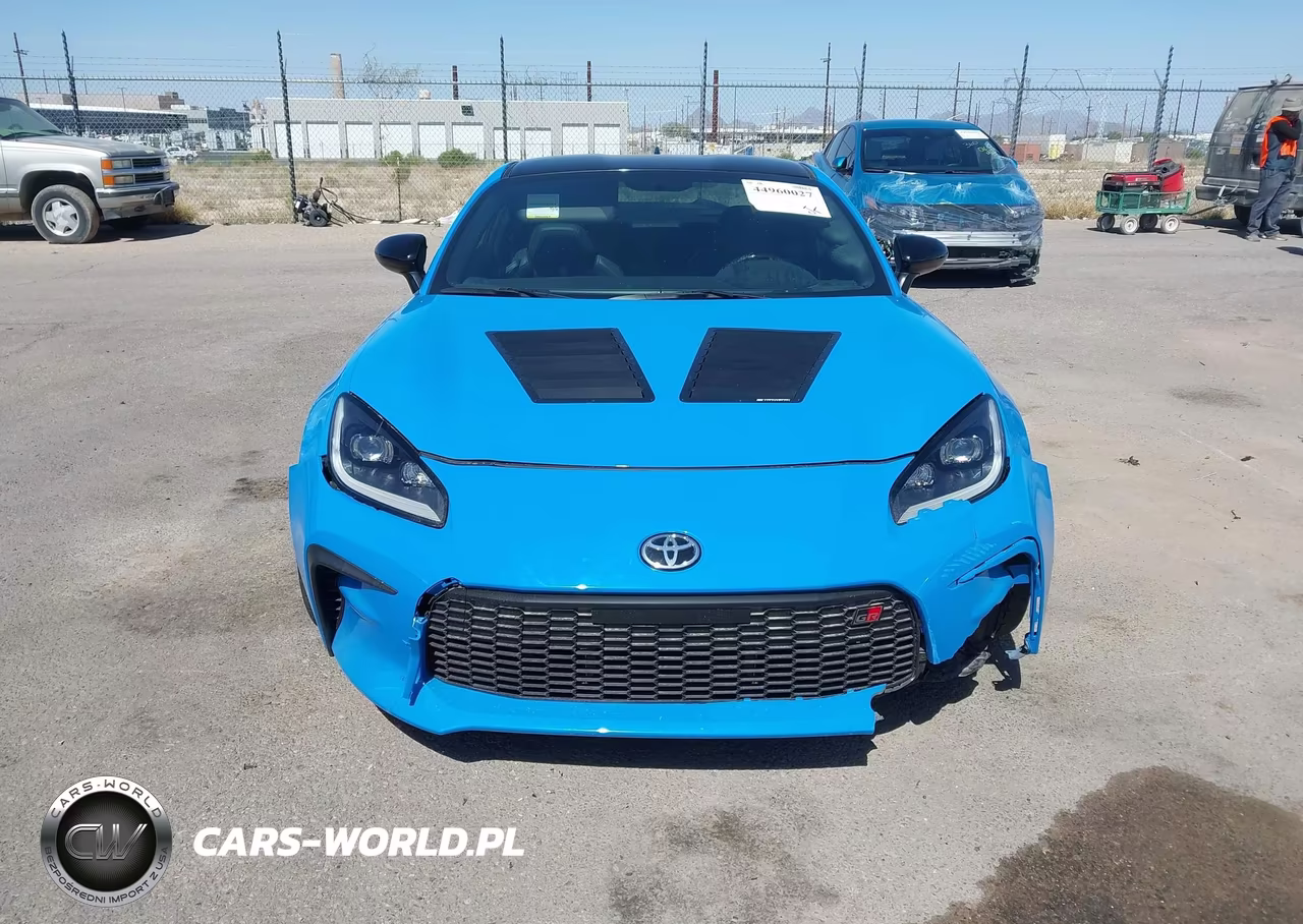 2023 Toyota Gr86 Premium VIN:JF1ZNBE16P9754117 - 13