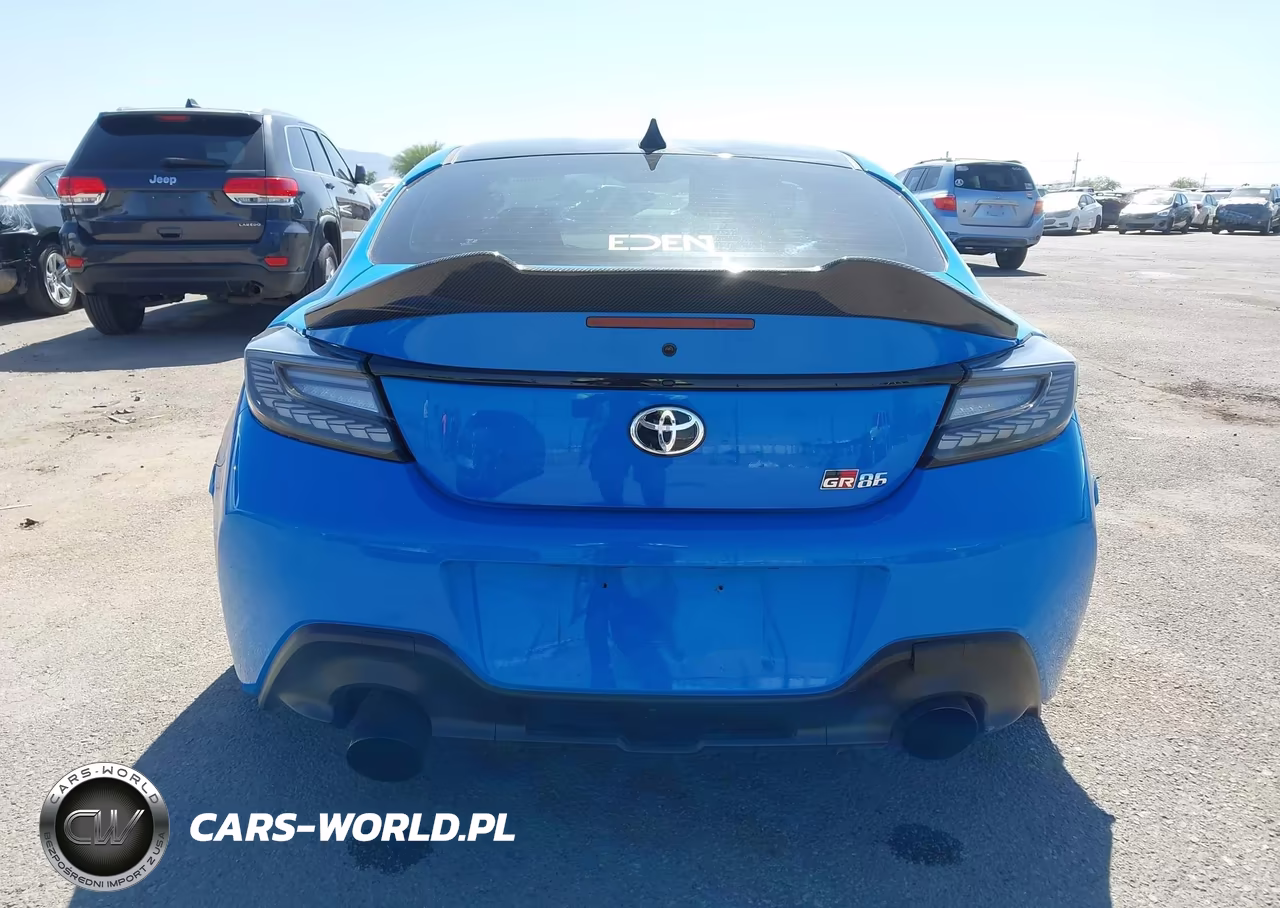 2023 Toyota Gr86 Premium VIN:JF1ZNBE16P9754117 - 17