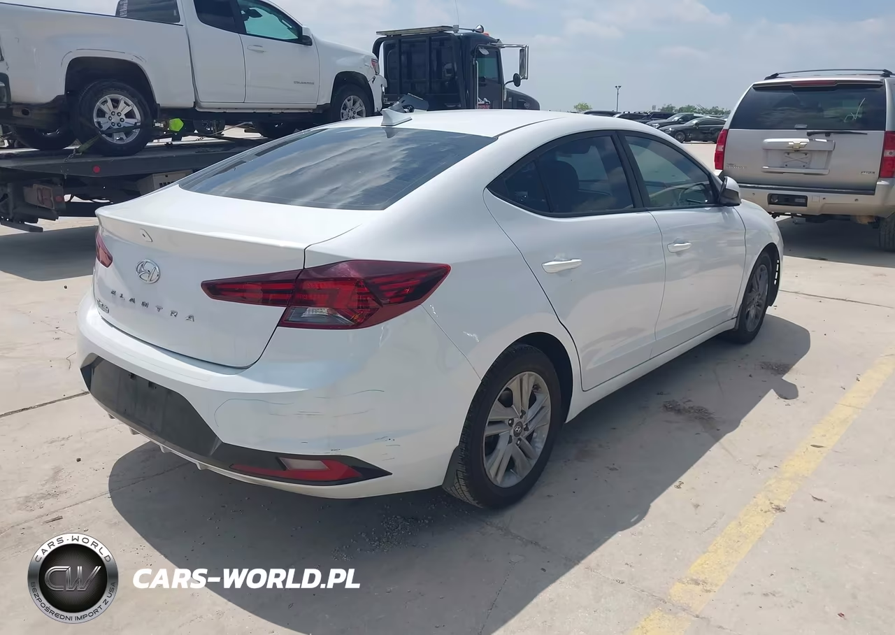 2020 Hyundai Elantra Sel VIN:5NPD84LF9LH611010 - 4