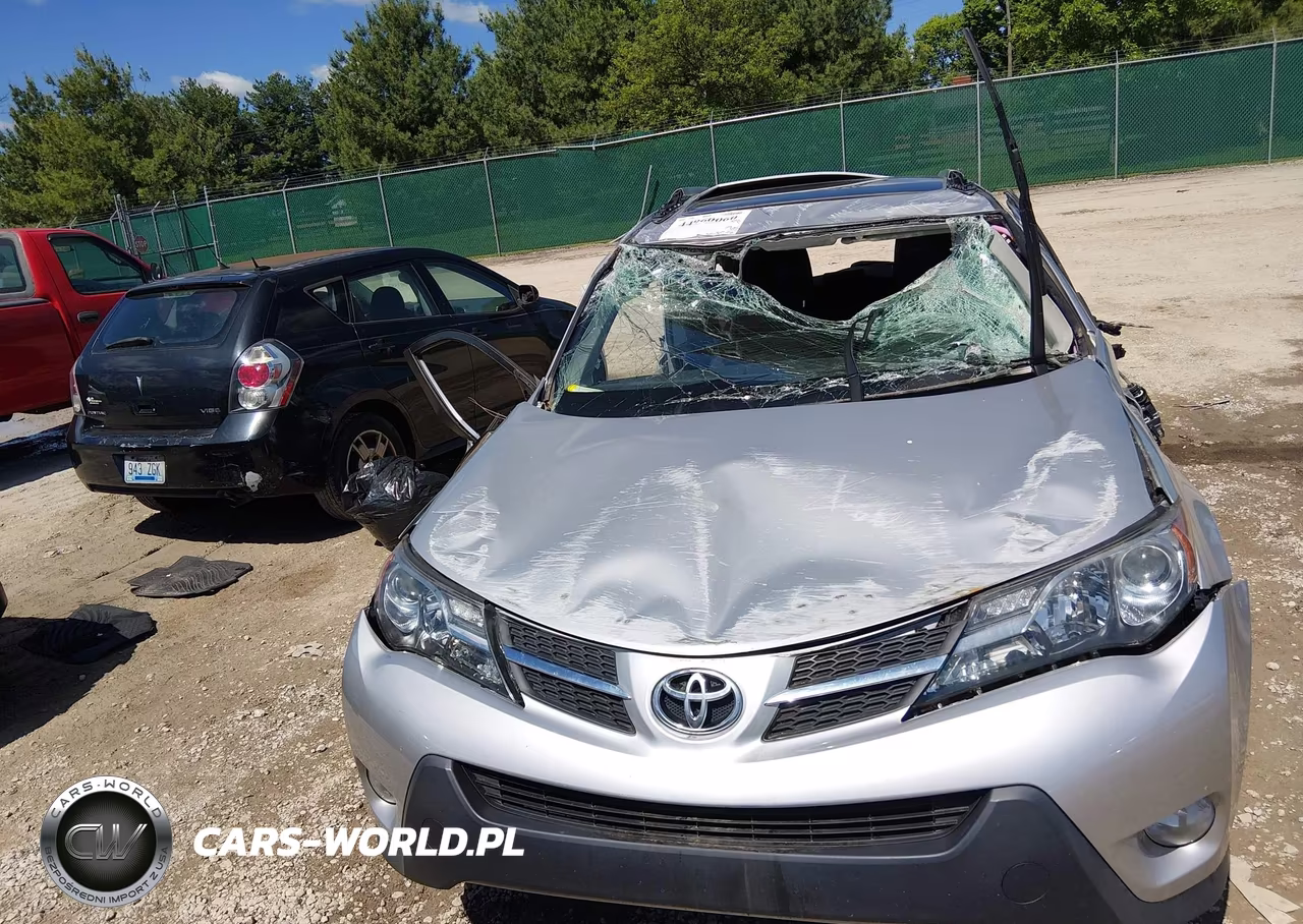 2015 Toyota Rav4 Xle VIN:JTMRFREVXFD127449 - 13