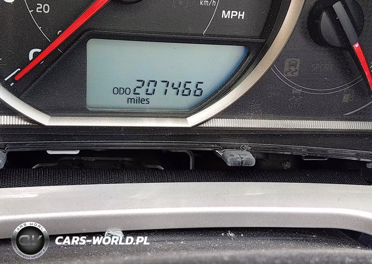 2015 Toyota Rav4 Xle VIN:JTMRFREVXFD127449 - 7