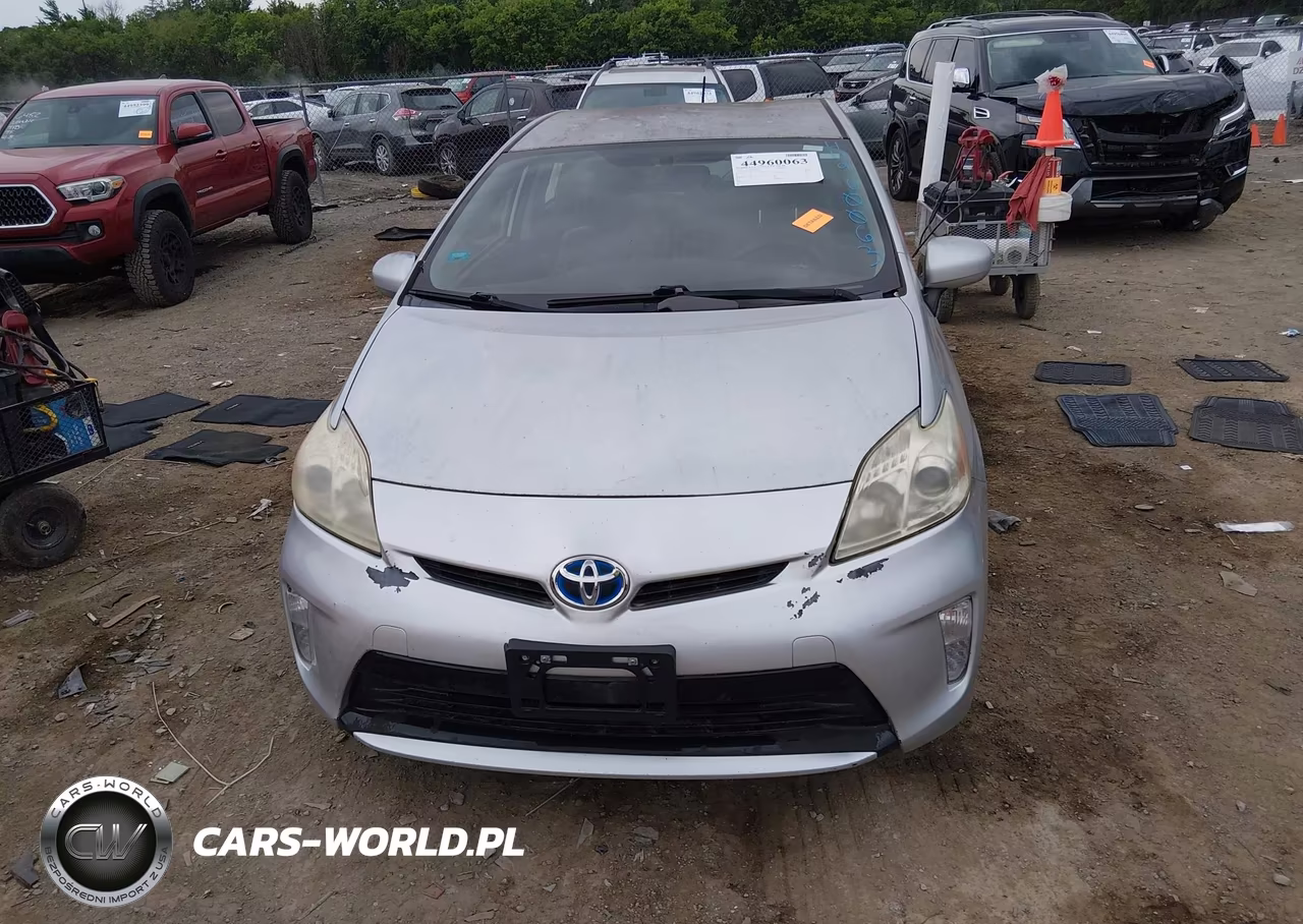2013 Toyota Prius Two VIN:JTDKN3DU4D5656431 - 12