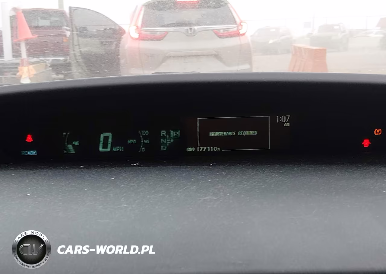 2013 Toyota Prius Two VIN:JTDKN3DU4D5656431 - 7