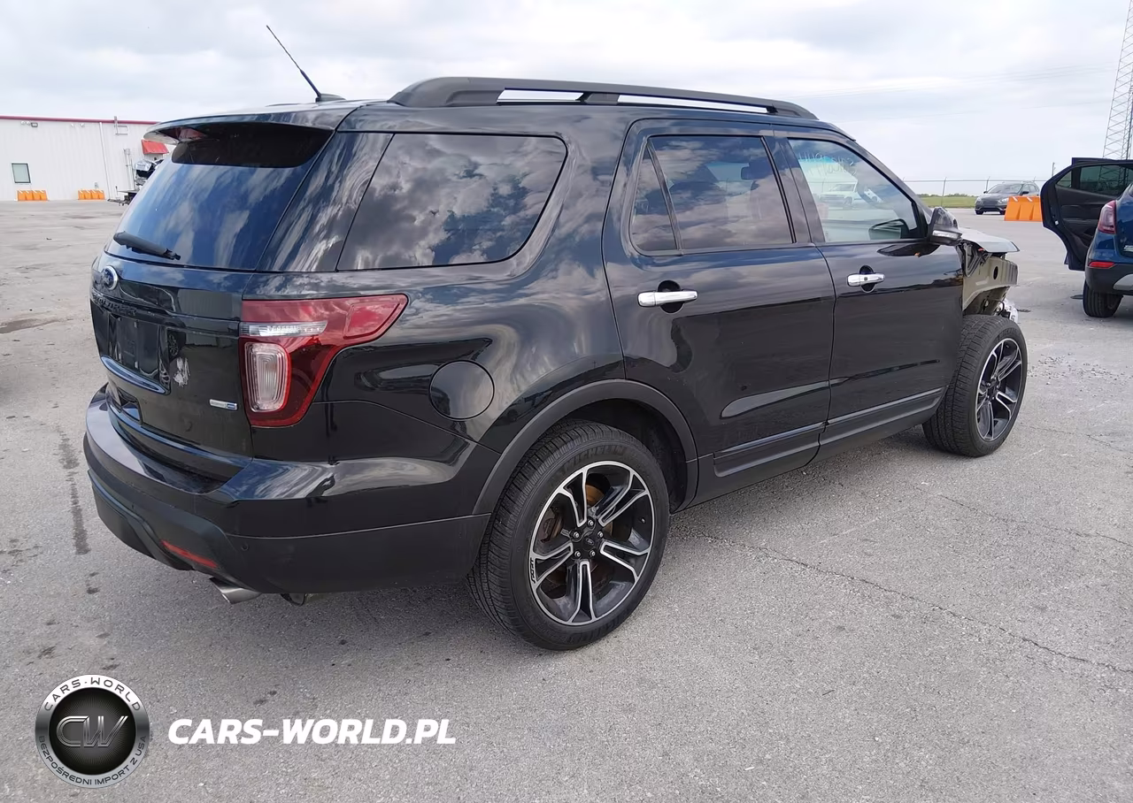 2014 Ford Explorer Sport VIN:1FM5K8GT9EGC47445 - 4