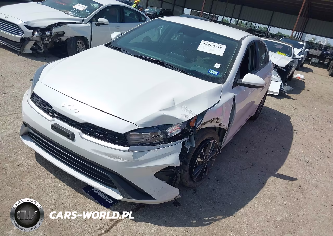 2024 Kia Forte Lxs VIN:3KPF24AD9RE738641 - 2