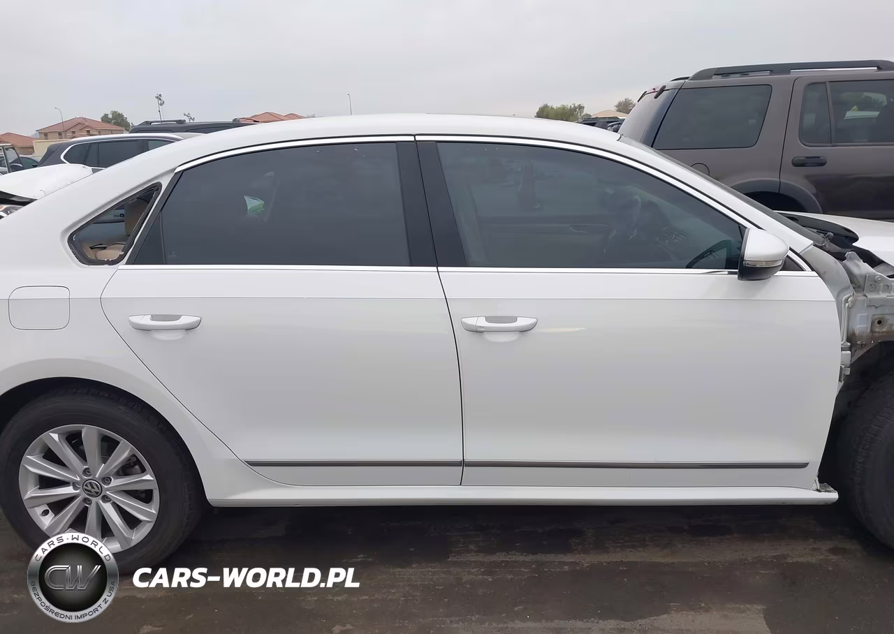 2016 Volkswagen Passat 1.8T Se VIN:1VWBT7A33GC053332 - 14